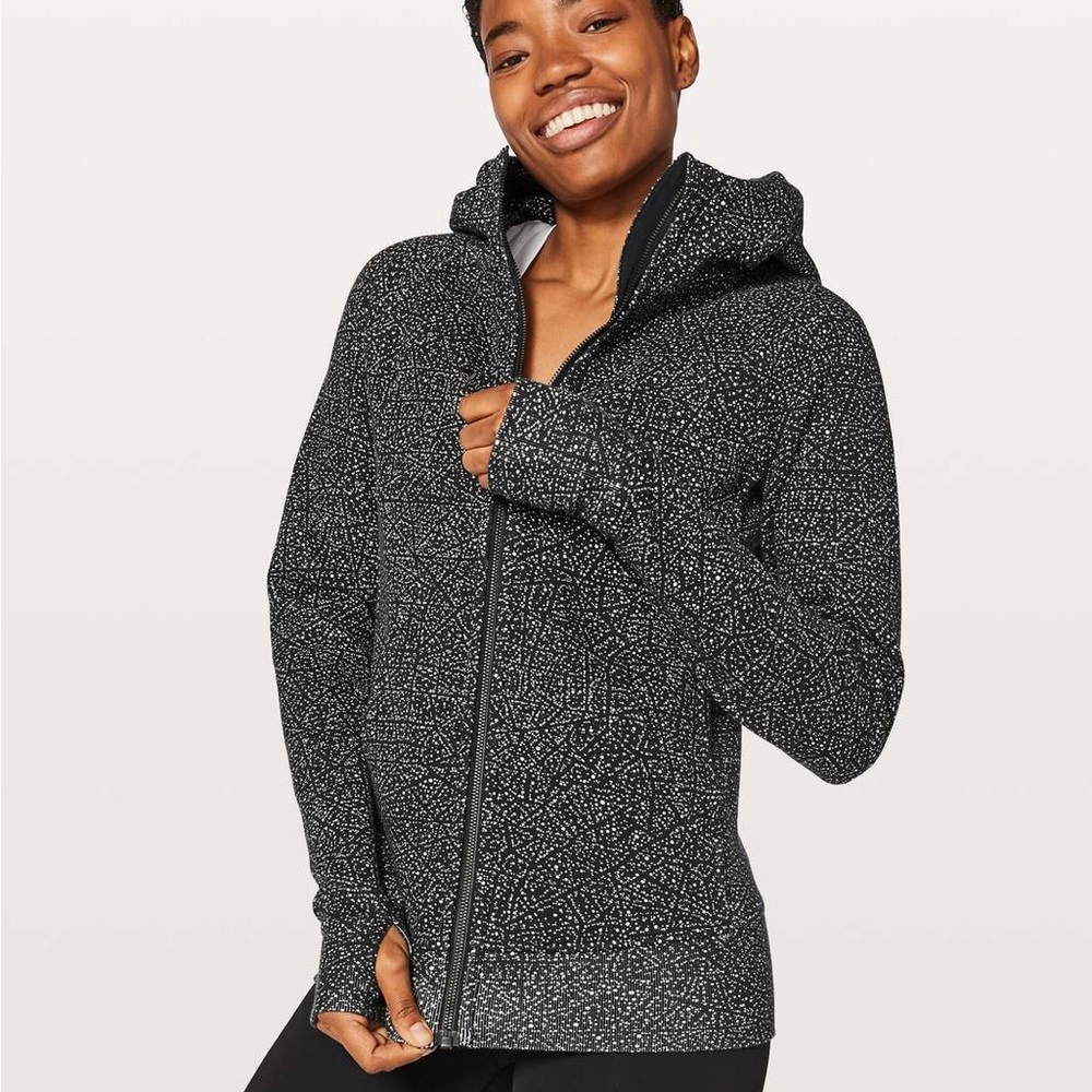 Lululemon Scuba‎ Hoodie Light Cotton Fleece
Night View White Black